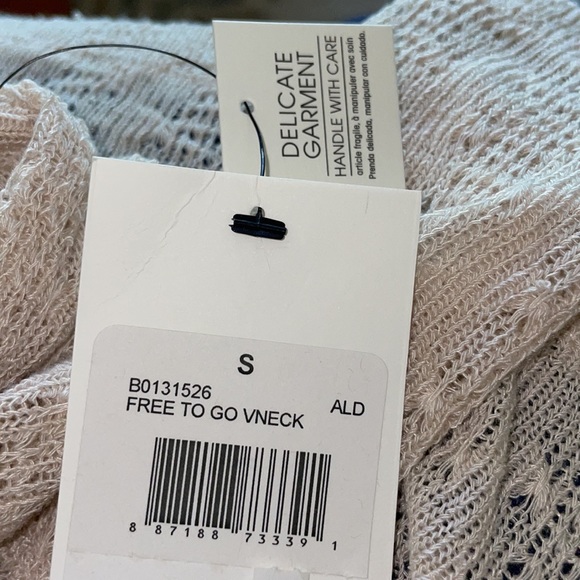 NWT Volcom Free To Go VNeck Sweater - Picture 10 of 10